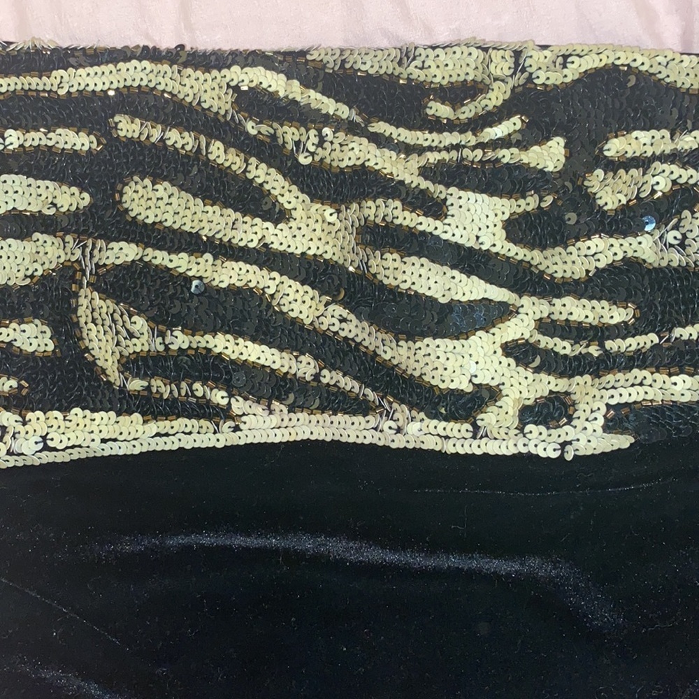Sequins Skirt and Top w Velevet - Picture 11 of 17